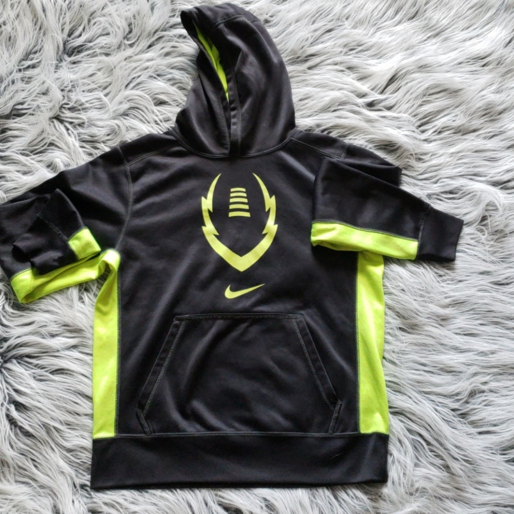 Boy's Nike Football Therma Fit Hoodie
